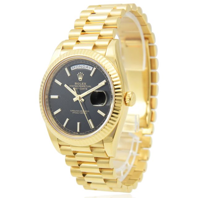 Rolex Day-Date 40 228238 Image 2